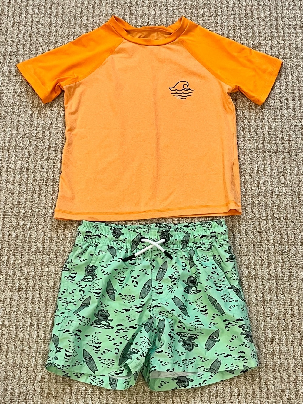 Target Art Class Swim Trunks Shorts and Rash Guard Boys Small (6/7)